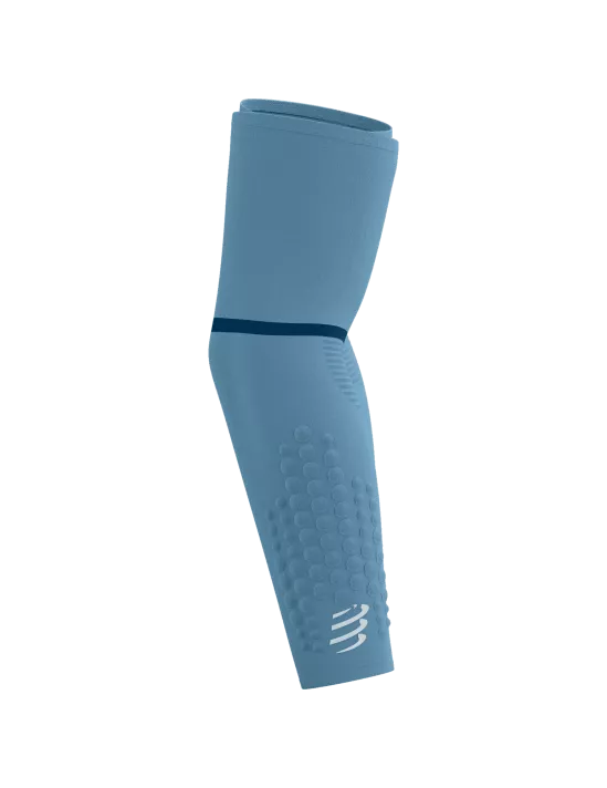 Compressport Manchons de compression / Armforce Ultralight - Bleu leger /Denim/Blanc réfléchissant