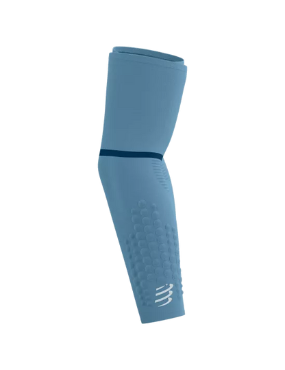 Compressport Manchons de compression / Armforce Ultralight - Bleu leger /Denim/Blanc réfléchissant