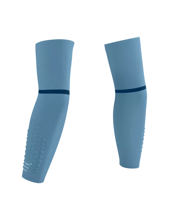 Compressport Manchons de compression / Armforce Ultralight - Bleu leger /Denim/Blanc réfléchissant